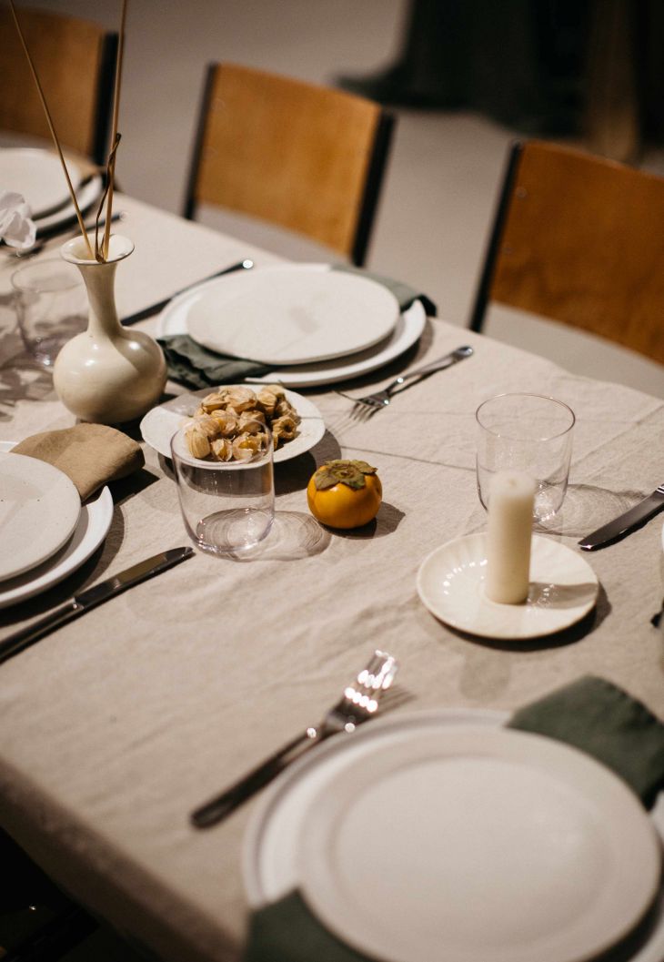 Linen tablecloths and napkins by IN BED